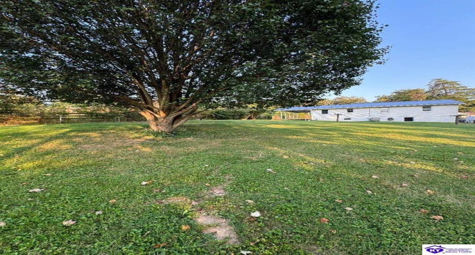 Pinewood Drive, Radcliff, Florida 40160, ,3 BathroomsBathrooms,For Sale,Pinewood Drive,HK24003515 Pinewood Drive, Radcliff, Florida 40160, ,3 BathroomsBathrooms,For Sale,Pinewood Drive,HK24003515