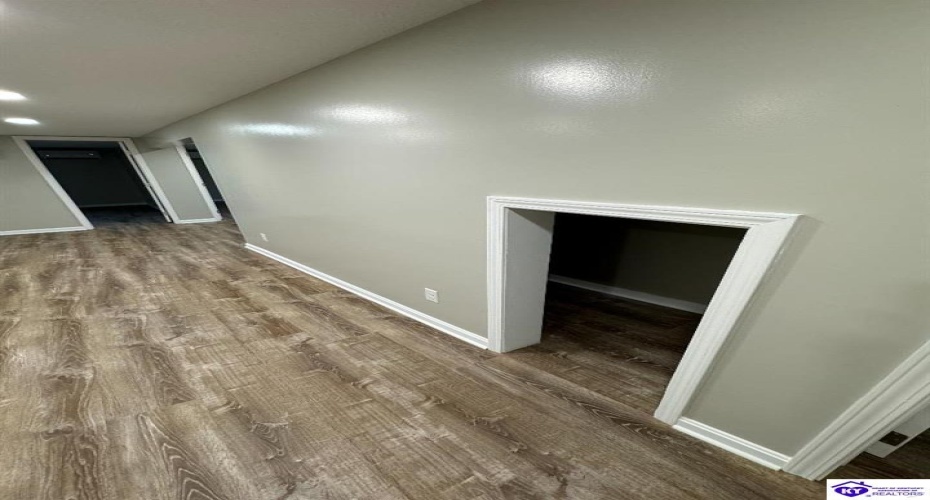 Pinewood Drive, Radcliff, Florida 40160, ,3 BathroomsBathrooms,For Sale,Pinewood Drive,HK24003515 Pinewood Drive, Radcliff, Florida 40160, ,3 BathroomsBathrooms,For Sale,Pinewood Drive,HK24003515