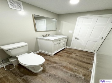 Pinewood Drive, Radcliff, Florida 40160, ,3 BathroomsBathrooms,For Sale,Pinewood Drive,HK24003515 Pinewood Drive, Radcliff, Florida 40160, ,3 BathroomsBathrooms,For Sale,Pinewood Drive,HK24003515