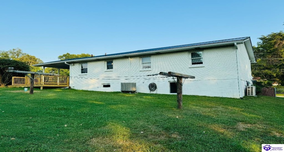 Pinewood Drive, Radcliff, Florida 40160, ,3 BathroomsBathrooms,For Sale,Pinewood Drive,HK24003515 Pinewood Drive, Radcliff, Florida 40160, ,3 BathroomsBathrooms,For Sale,Pinewood Drive,HK24003515