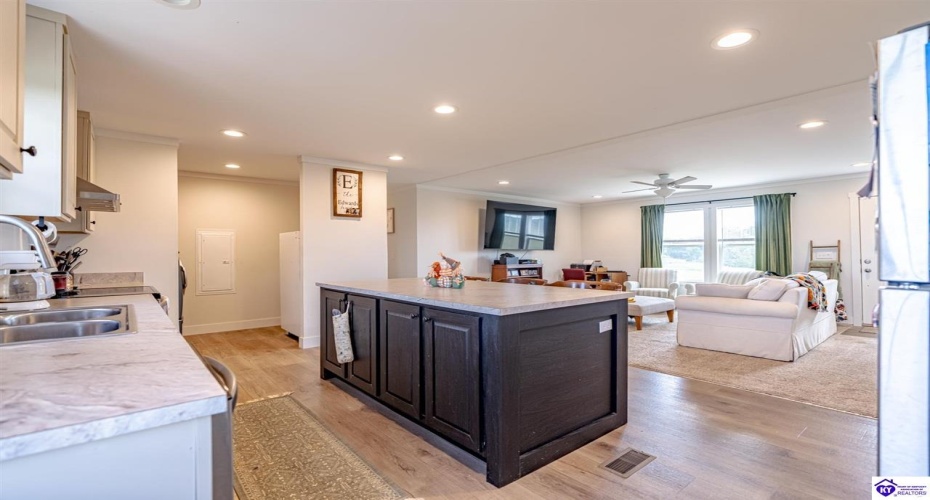 Richardson Road, Eastview, Kentucky 42754, ,2 BathroomsBathrooms,For Sale,Richardson Road,HK24003516 Richardson Road, Eastview, Kentucky 42754, ,2 BathroomsBathrooms,For Sale,Richardson Road,HK24003516