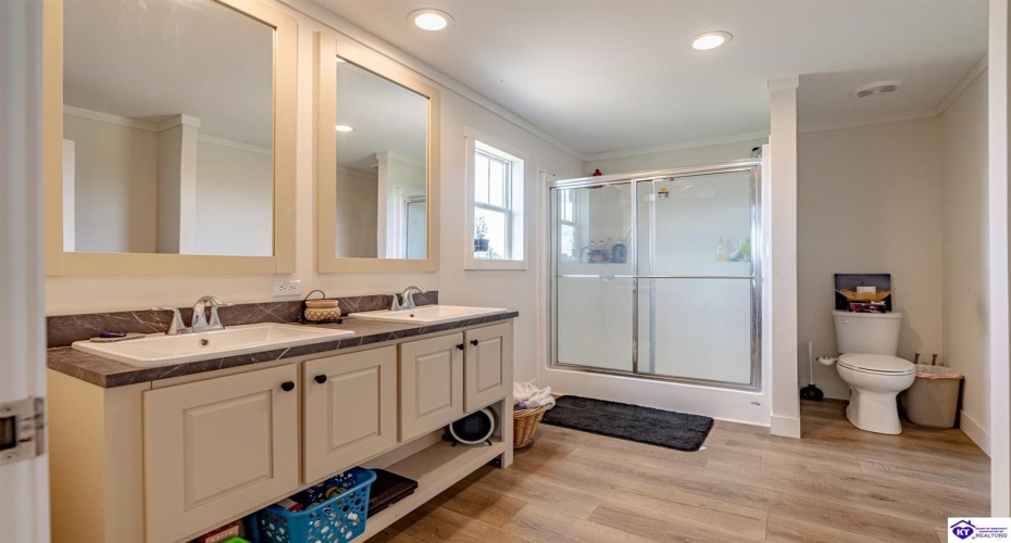 Richardson Road, Eastview, Kentucky 42754, ,2 BathroomsBathrooms,For Sale,Richardson Road,HK24003516 Richardson Road, Eastview, Kentucky 42754, ,2 BathroomsBathrooms,For Sale,Richardson Road,HK24003516