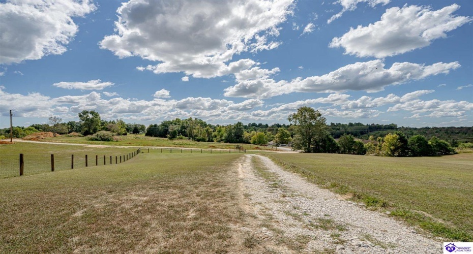 Richardson Road, Eastview, Kentucky 42754, ,2 BathroomsBathrooms,For Sale,Richardson Road,HK24003516 Richardson Road, Eastview, Kentucky 42754, ,2 BathroomsBathrooms,For Sale,Richardson Road,HK24003516