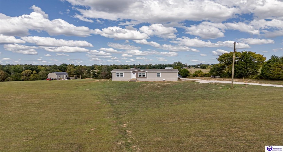 Richardson Road, Eastview, Kentucky 42754, ,2 BathroomsBathrooms,For Sale,Richardson Road,HK24003516 Richardson Road, Eastview, Kentucky 42754, ,2 BathroomsBathrooms,For Sale,Richardson Road,HK24003516