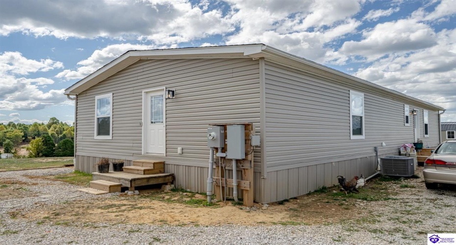 Richardson Road, Eastview, Kentucky 42754, ,2 BathroomsBathrooms,For Sale,Richardson Road,HK24003516 Richardson Road, Eastview, Kentucky 42754, ,2 BathroomsBathrooms,For Sale,Richardson Road,HK24003516