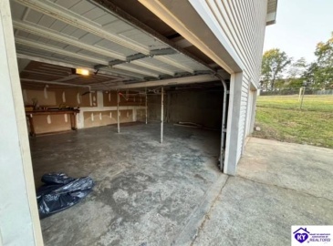 Amy Avenue, Elizabethtown, Kentucky 42701, ,3 BathroomsBathrooms,For Sale,Amy Avenue,HK24003523 Amy Avenue, Elizabethtown, Kentucky 42701, ,3 BathroomsBathrooms,For Sale,Amy Avenue,HK24003523