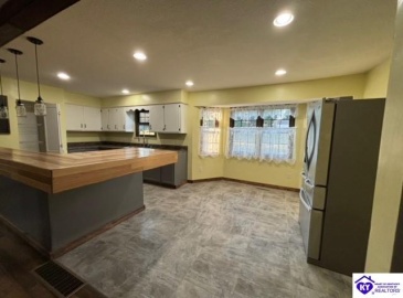 Amy Avenue, Elizabethtown, Kentucky 42701, ,3 BathroomsBathrooms,For Sale,Amy Avenue,HK24003523 Amy Avenue, Elizabethtown, Kentucky 42701, ,3 BathroomsBathrooms,For Sale,Amy Avenue,HK24003523