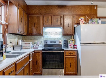 Old Leitchfield Road, Clarkson, Kentucky 42726, ,2 BathroomsBathrooms,For Sale,Old Leitchfield Road,HK24003537 Old Leitchfield Road, Clarkson, Kentucky 42726, ,2 BathroomsBathrooms,For Sale,Old Leitchfield Road,HK24003537