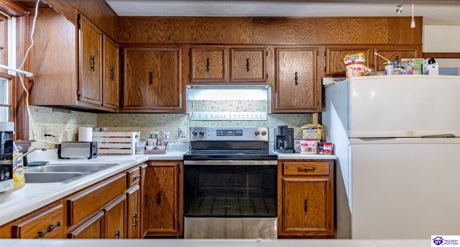 Old Leitchfield Road, Clarkson, Kentucky 42726, ,2 BathroomsBathrooms,For Sale,Old Leitchfield Road,HK24003537 Old Leitchfield Road, Clarkson, Kentucky 42726, ,2 BathroomsBathrooms,For Sale,Old Leitchfield Road,HK24003537