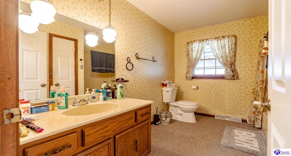 Old Leitchfield Road, Clarkson, Kentucky 42726, ,2 BathroomsBathrooms,For Sale,Old Leitchfield Road,HK24003537 Old Leitchfield Road, Clarkson, Kentucky 42726, ,2 BathroomsBathrooms,For Sale,Old Leitchfield Road,HK24003537