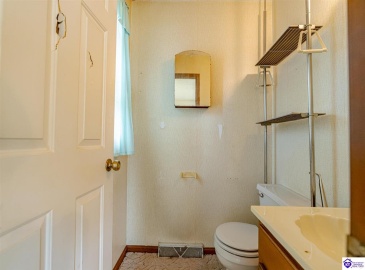 Old Leitchfield Road, Clarkson, Kentucky 42726, ,2 BathroomsBathrooms,For Sale,Old Leitchfield Road,HK24003537 Old Leitchfield Road, Clarkson, Kentucky 42726, ,2 BathroomsBathrooms,For Sale,Old Leitchfield Road,HK24003537