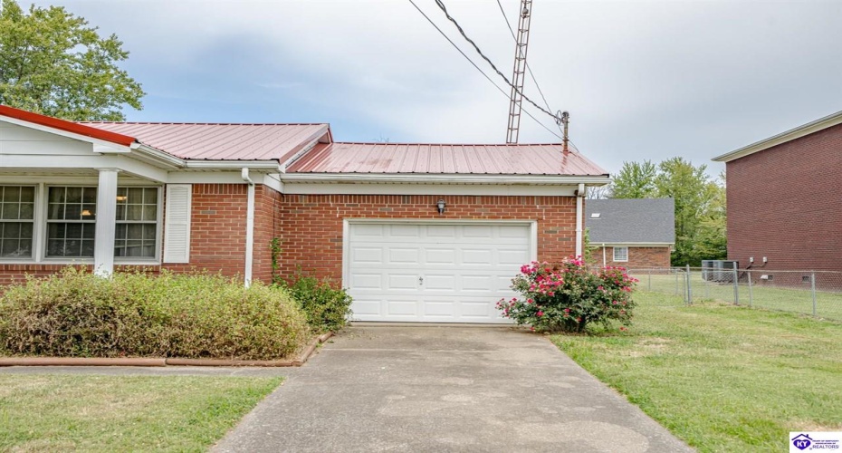 Old Leitchfield Road, Clarkson, Kentucky 42726, ,2 BathroomsBathrooms,For Sale,Old Leitchfield Road,HK24003537 Old Leitchfield Road, Clarkson, Kentucky 42726, ,2 BathroomsBathrooms,For Sale,Old Leitchfield Road,HK24003537