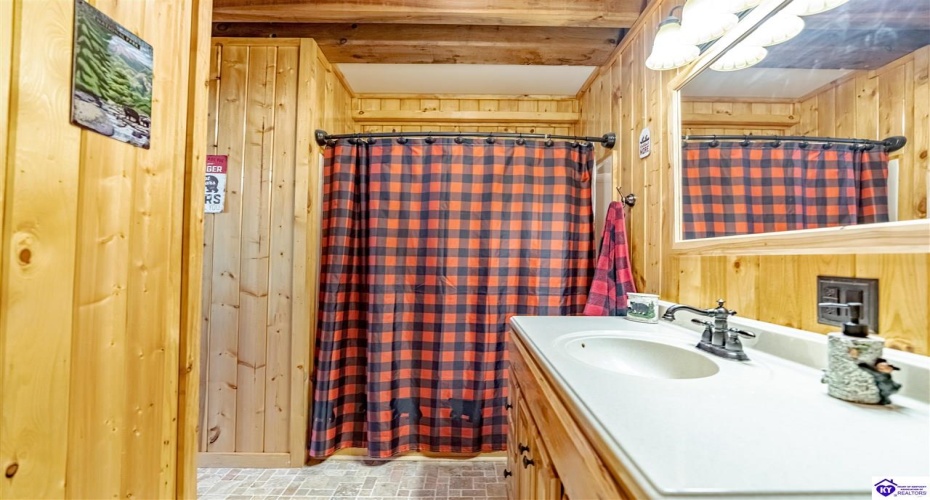 Valley Creek Road, Elizabethtown, Kentucky 42701, ,3 BathroomsBathrooms,For Sale,Valley Creek Road,HK24003546 Valley Creek Road, Elizabethtown, Kentucky 42701, ,3 BathroomsBathrooms,For Sale,Valley Creek Road,HK24003546