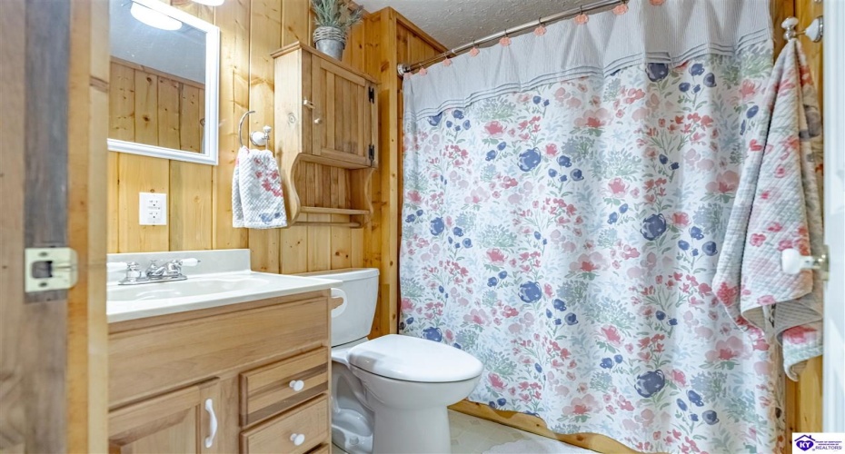 Valley Creek Road, Elizabethtown, Kentucky 42701, ,3 BathroomsBathrooms,For Sale,Valley Creek Road,HK24003546 Valley Creek Road, Elizabethtown, Kentucky 42701, ,3 BathroomsBathrooms,For Sale,Valley Creek Road,HK24003546