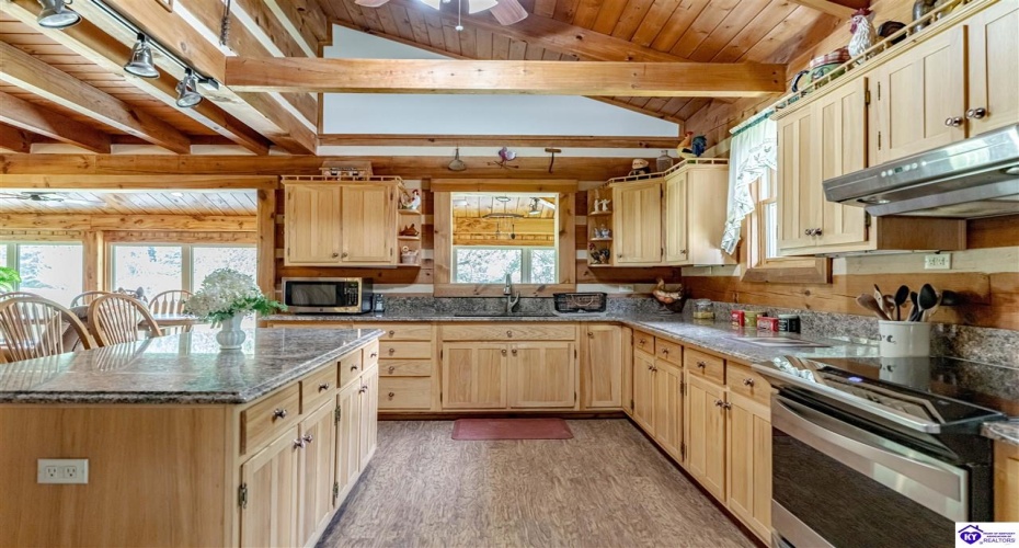 Valley Creek Road, Elizabethtown, Kentucky 42701, ,3 BathroomsBathrooms,For Sale,Valley Creek Road,HK24003546 Valley Creek Road, Elizabethtown, Kentucky 42701, ,3 BathroomsBathrooms,For Sale,Valley Creek Road,HK24003546