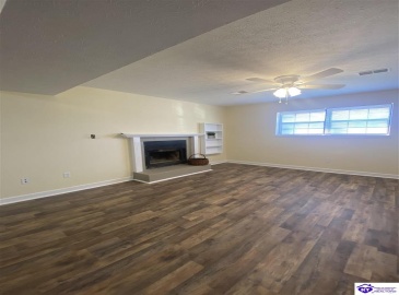 Crestview Drive, Radcliff, Kentucky 40160, ,2 BathroomsBathrooms,For Sale,Crestview Drive,HK24003549 Crestview Drive, Radcliff, Kentucky 40160, ,2 BathroomsBathrooms,For Sale,Crestview Drive,HK24003549