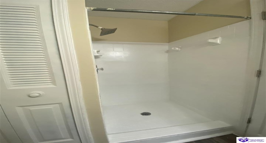 Crestview Drive, Radcliff, Kentucky 40160, ,2 BathroomsBathrooms,For Sale,Crestview Drive,HK24003549 Crestview Drive, Radcliff, Kentucky 40160, ,2 BathroomsBathrooms,For Sale,Crestview Drive,HK24003549
