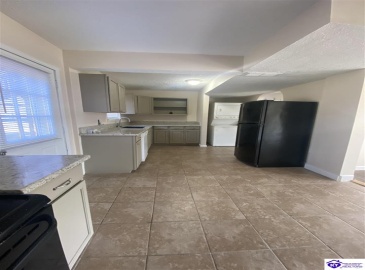 Crestview Drive, Radcliff, Kentucky 40160, ,2 BathroomsBathrooms,For Sale,Crestview Drive,HK24003549 Crestview Drive, Radcliff, Kentucky 40160, ,2 BathroomsBathrooms,For Sale,Crestview Drive,HK24003549