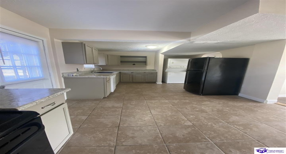Crestview Drive, Radcliff, Kentucky 40160, ,2 BathroomsBathrooms,For Sale,Crestview Drive,HK24003549 Crestview Drive, Radcliff, Kentucky 40160, ,2 BathroomsBathrooms,For Sale,Crestview Drive,HK24003549