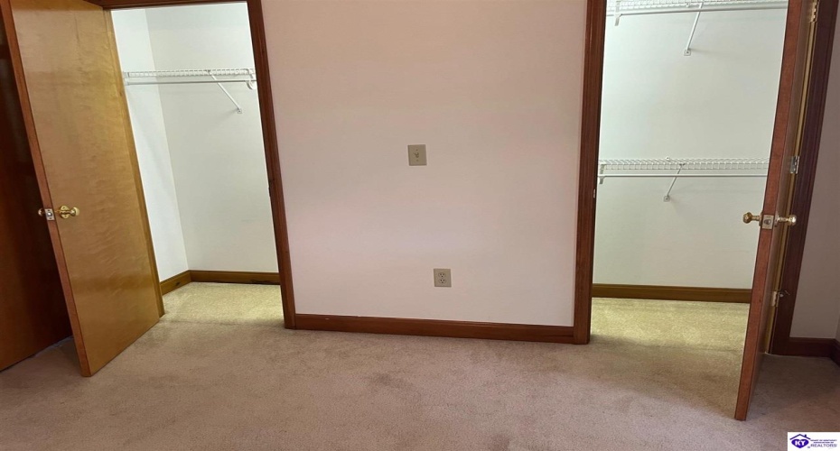 Nolin Road, Sonora, Kentucky 42776, ,2 BathroomsBathrooms,For Sale,Nolin Road,HK24003551 Nolin Road, Sonora, Kentucky 42776, ,2 BathroomsBathrooms,For Sale,Nolin Road,HK24003551