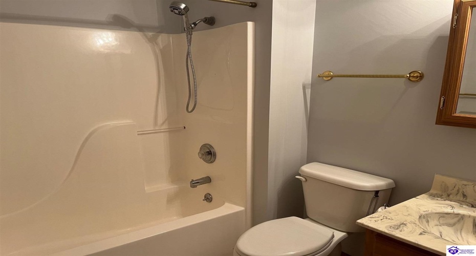 Nolin Road, Sonora, Kentucky 42776, ,2 BathroomsBathrooms,For Sale,Nolin Road,HK24003551 Nolin Road, Sonora, Kentucky 42776, ,2 BathroomsBathrooms,For Sale,Nolin Road,HK24003551