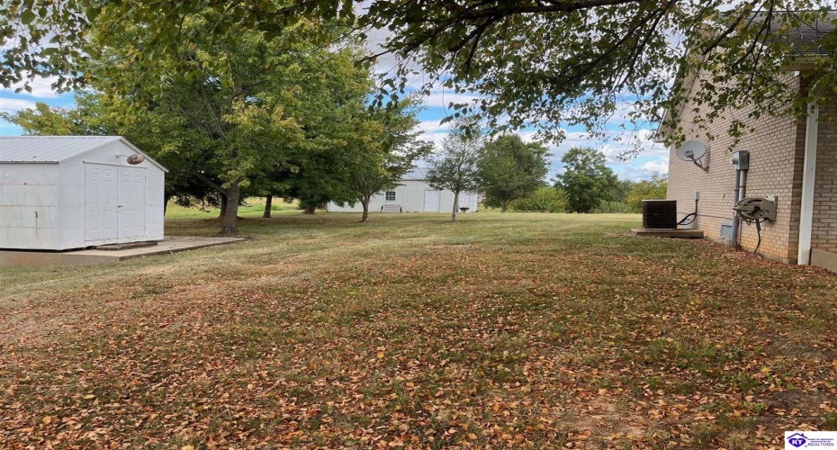 Nolin Road, Sonora, Kentucky 42776, ,2 BathroomsBathrooms,For Sale,Nolin Road,HK24003551 Nolin Road, Sonora, Kentucky 42776, ,2 BathroomsBathrooms,For Sale,Nolin Road,HK24003551