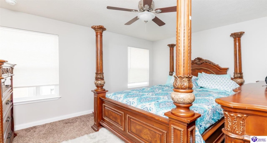 Napa Valley Court, Vine Grove, Kentucky 40175, ,3 BathroomsBathrooms,For Sale,Napa Valley Court,HK24003552 Napa Valley Court, Vine Grove, Kentucky 40175, ,3 BathroomsBathrooms,For Sale,Napa Valley Court,HK24003552