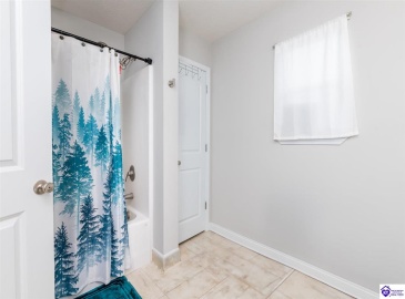 Napa Valley Court, Vine Grove, Kentucky 40175, ,3 BathroomsBathrooms,For Sale,Napa Valley Court,HK24003552 Napa Valley Court, Vine Grove, Kentucky 40175, ,3 BathroomsBathrooms,For Sale,Napa Valley Court,HK24003552