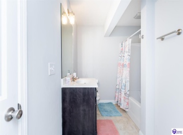 Napa Valley Court, Vine Grove, Kentucky 40175, ,3 BathroomsBathrooms,For Sale,Napa Valley Court,HK24003552 Napa Valley Court, Vine Grove, Kentucky 40175, ,3 BathroomsBathrooms,For Sale,Napa Valley Court,HK24003552