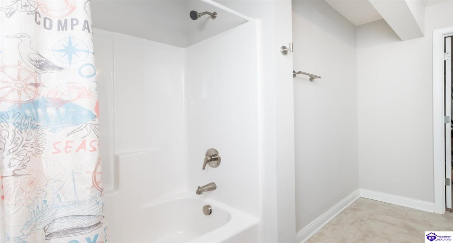 Napa Valley Court, Vine Grove, Kentucky 40175, ,3 BathroomsBathrooms,For Sale,Napa Valley Court,HK24003552 Napa Valley Court, Vine Grove, Kentucky 40175, ,3 BathroomsBathrooms,For Sale,Napa Valley Court,HK24003552