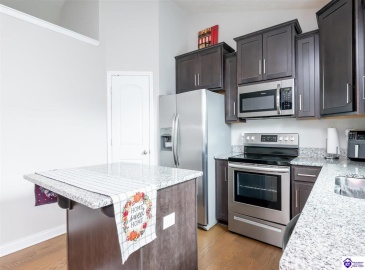 Napa Valley Court, Vine Grove, Kentucky 40175, ,3 BathroomsBathrooms,For Sale,Napa Valley Court,HK24003552 Napa Valley Court, Vine Grove, Kentucky 40175, ,3 BathroomsBathrooms,For Sale,Napa Valley Court,HK24003552