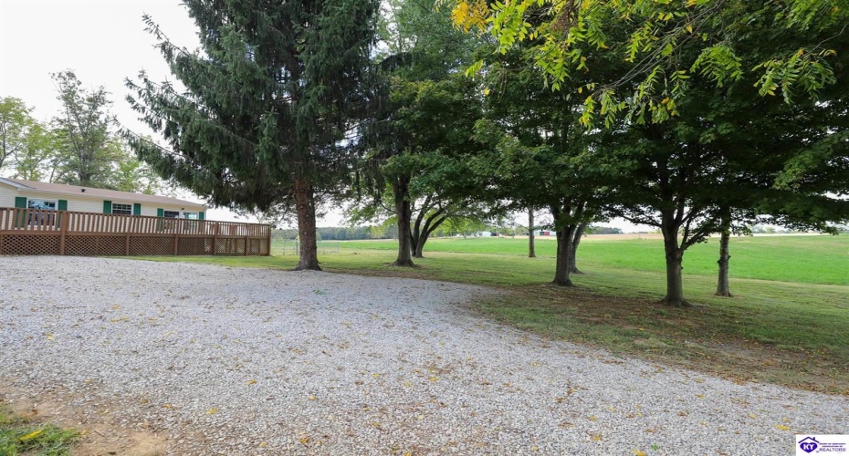 Molly Brown Road, Brandenburg, Kentucky 40108, ,2 BathroomsBathrooms,For Sale,Molly Brown Road,HK24003556