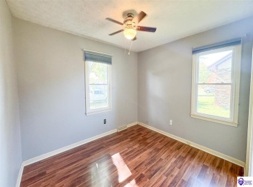 Greenbriar, Campbellsville, Kentucky 42718, ,1 BathroomBathrooms,For Sale,Greenbriar,HK24003559 Greenbriar, Campbellsville, Kentucky 42718, ,1 BathroomBathrooms,For Sale,Greenbriar,HK24003559