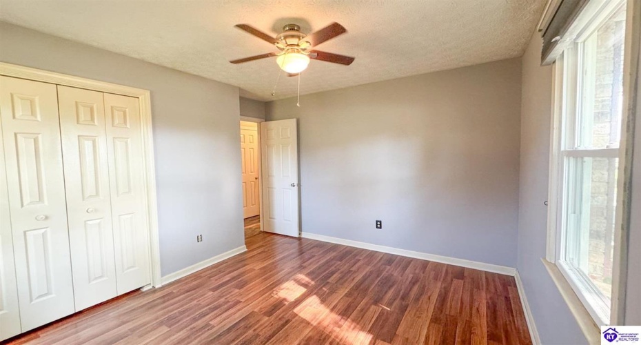 Greenbriar, Campbellsville, Kentucky 42718, ,1 BathroomBathrooms,For Sale,Greenbriar,HK24003559