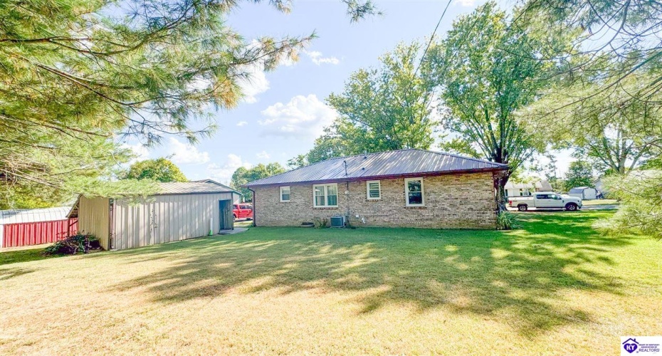 Greenbriar, Campbellsville, Kentucky 42718, ,1 BathroomBathrooms,For Sale,Greenbriar,HK24003559