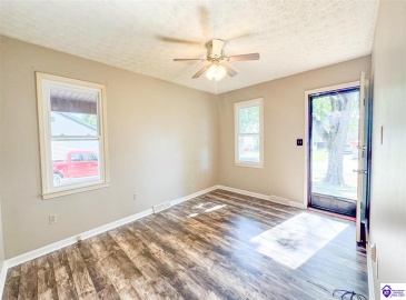 Greenbriar, Campbellsville, Kentucky 42718, ,1 BathroomBathrooms,For Sale,Greenbriar,HK24003559 Greenbriar, Campbellsville, Kentucky 42718, ,1 BathroomBathrooms,For Sale,Greenbriar,HK24003559