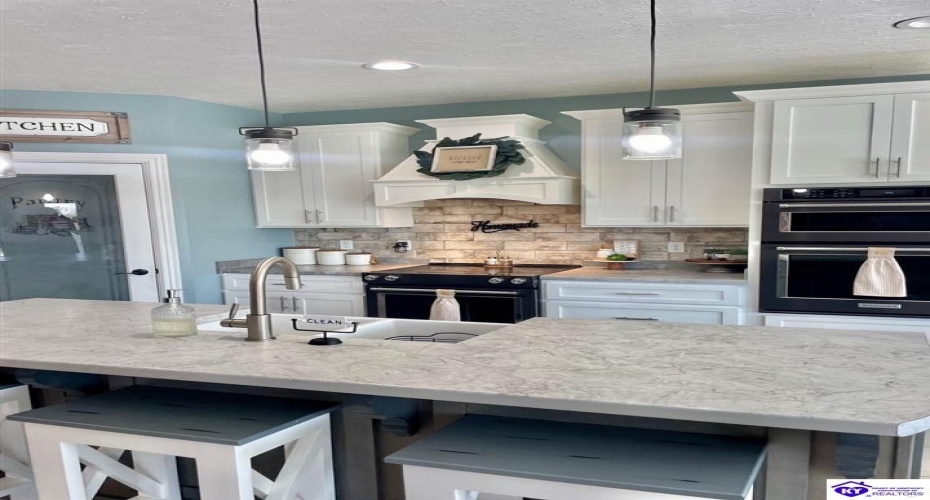 Weed Keltner Road, Edmonton, Kentucky 42718, ,3 BathroomsBathrooms,For Sale,Weed Keltner Road,HK24003561