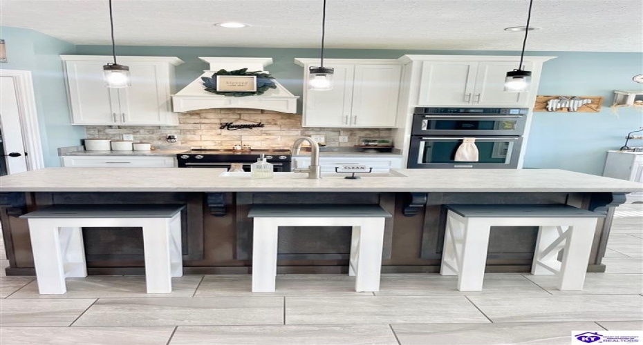 Weed Keltner Road, Edmonton, Kentucky 42718, ,3 BathroomsBathrooms,For Sale,Weed Keltner Road,HK24003561