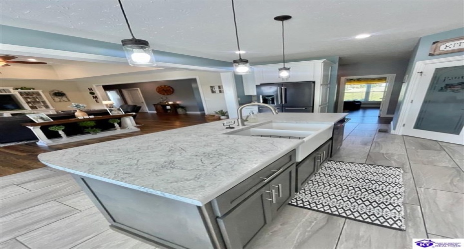 Weed Keltner Road, Edmonton, Kentucky 42718, ,3 BathroomsBathrooms,For Sale,Weed Keltner Road,HK24003561