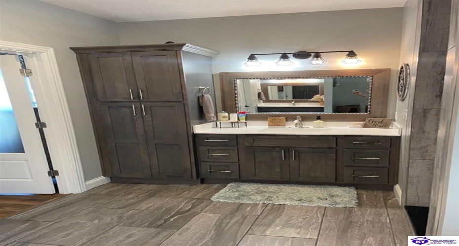 Weed Keltner Road, Edmonton, Kentucky 42718, ,3 BathroomsBathrooms,For Sale,Weed Keltner Road,HK24003561