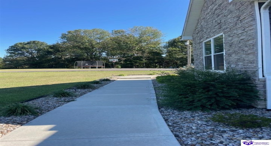 Weed Keltner Road, Edmonton, Kentucky 42718, ,3 BathroomsBathrooms,For Sale,Weed Keltner Road,HK24003561