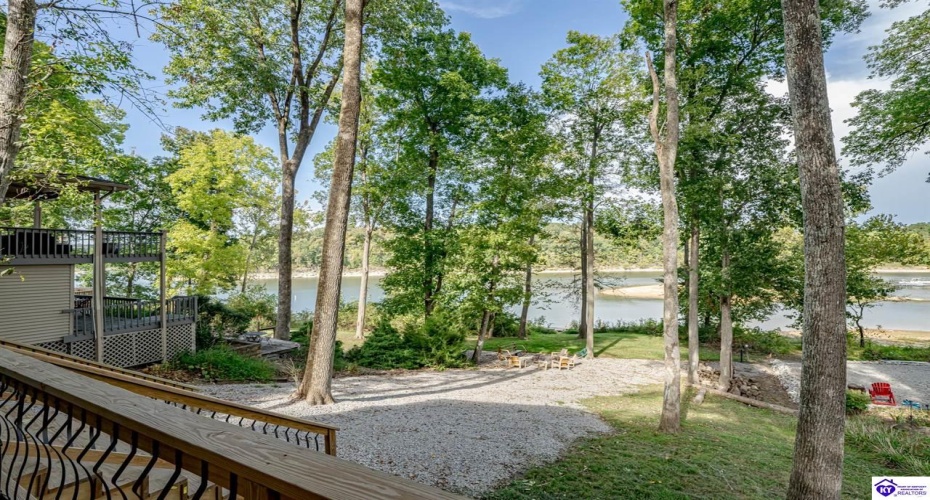 Rainbow Gardens Extension Lane, McDaniels, Kentucky 40152, ,2 BathroomsBathrooms,For Sale,Rainbow Gardens Extension Lane,HK24003564