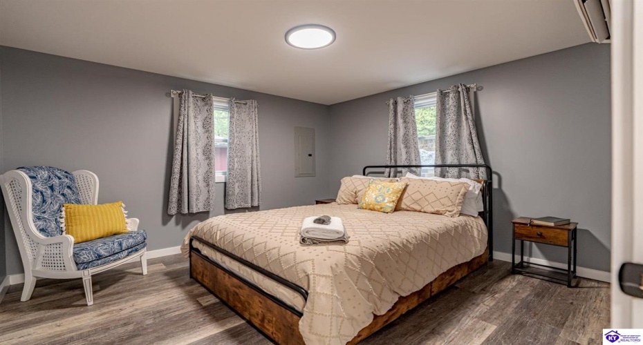 Rainbow Gardens Extension Lane, McDaniels, Kentucky 40152, ,2 BathroomsBathrooms,For Sale,Rainbow Gardens Extension Lane,HK24003564