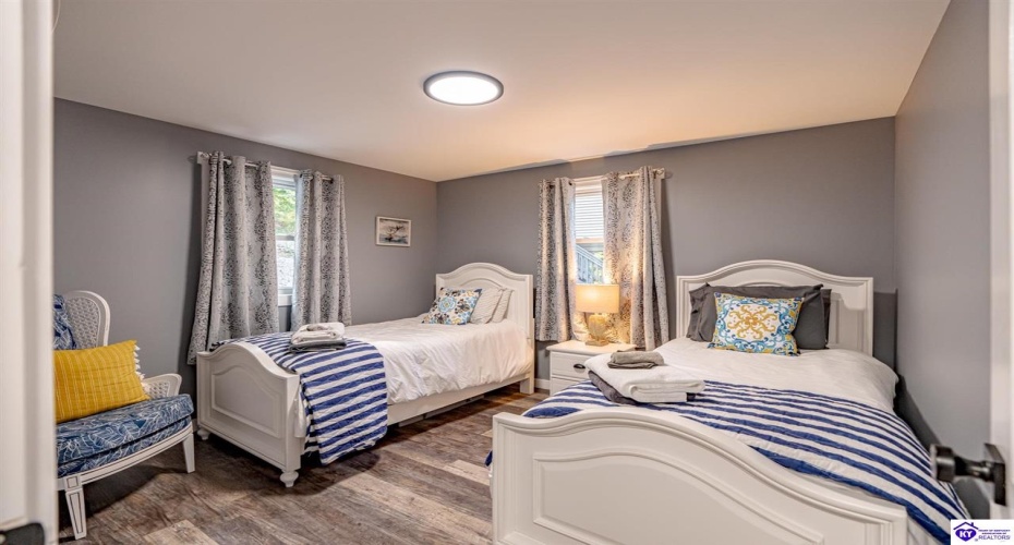 Rainbow Gardens Extension Lane, McDaniels, Kentucky 40152, ,2 BathroomsBathrooms,For Sale,Rainbow Gardens Extension Lane,HK24003564