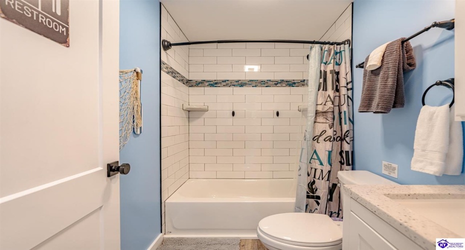 Rainbow Gardens Extension Lane, McDaniels, Kentucky 40152, ,2 BathroomsBathrooms,For Sale,Rainbow Gardens Extension Lane,HK24003564