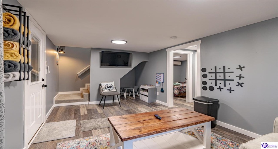 Rainbow Gardens Extension Lane, McDaniels, Kentucky 40152, ,2 BathroomsBathrooms,For Sale,Rainbow Gardens Extension Lane,HK24003564