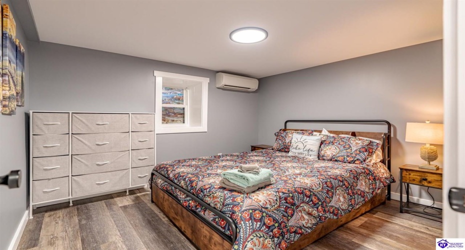 Rainbow Gardens Extension Lane, McDaniels, Kentucky 40152, ,2 BathroomsBathrooms,For Sale,Rainbow Gardens Extension Lane,HK24003564