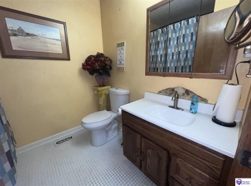 Harrison Lane, Fairdale, Kentucky 40018, ,2 BathroomsBathrooms,For Sale,Harrison Lane,HK24003565 Harrison Lane, Fairdale, Kentucky 40018, ,2 BathroomsBathrooms,For Sale,Harrison Lane,HK24003565