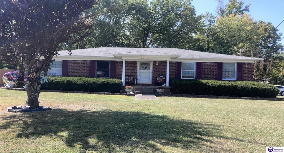 Harrison Lane, Fairdale, Kentucky 40018, ,2 BathroomsBathrooms,For Sale,Harrison Lane,HK24003565