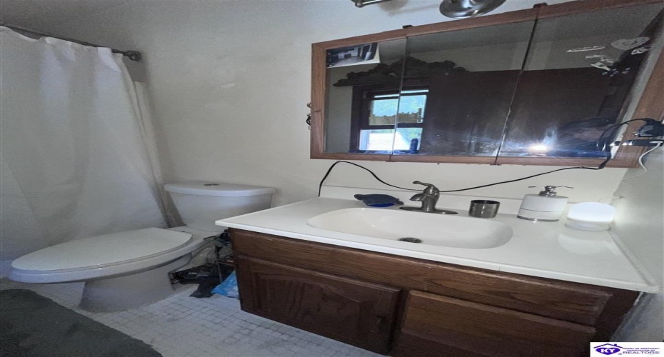 Harrison Lane, Fairdale, Kentucky 40018, ,2 BathroomsBathrooms,For Sale,Harrison Lane,HK24003565